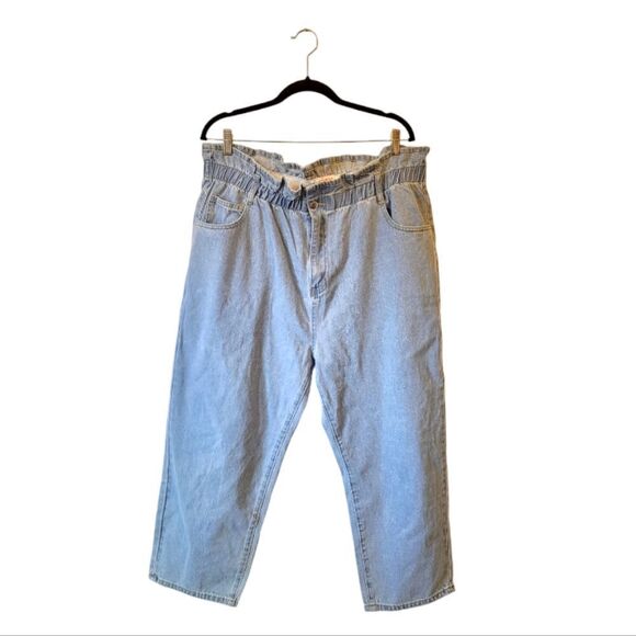 ShowPo Light Wash Straight Leg Paperbag Jeans - Picture 1 of 5